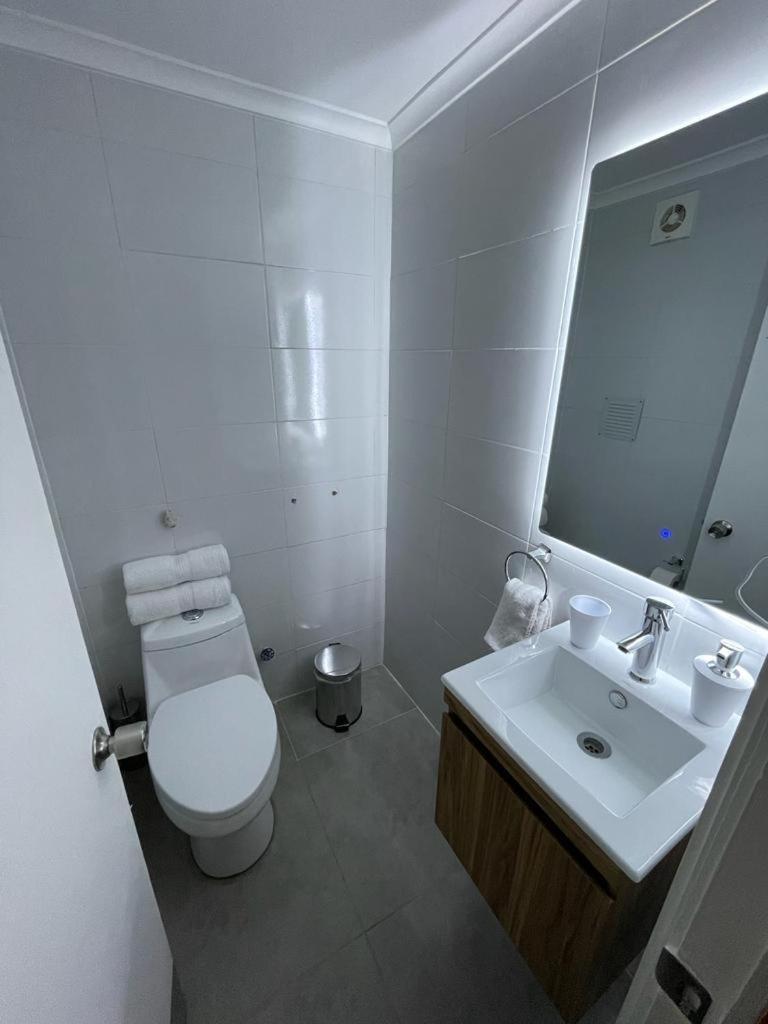 M-Montt Pedro De Valdivia Apartment Santiago Luaran gambar